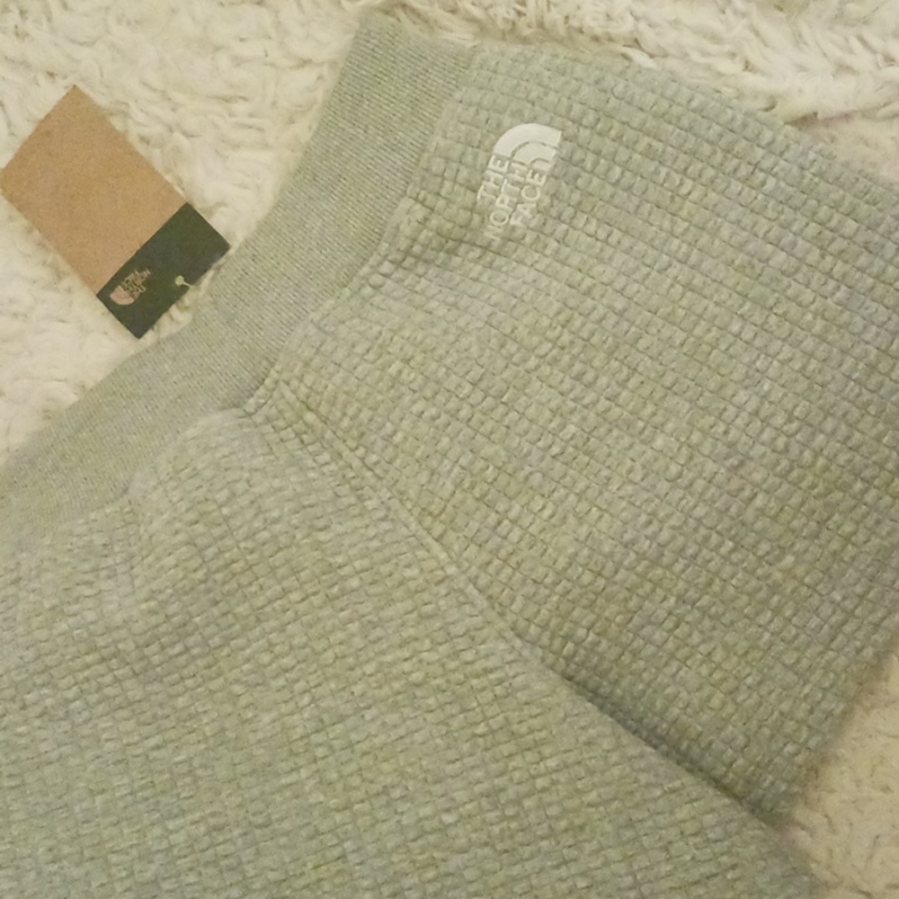 Shorts - Picture 7 of 9